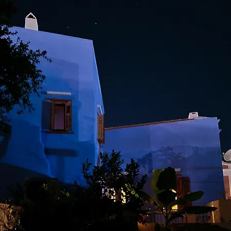 Symi Uptown Indigo Apartment Exterior photo